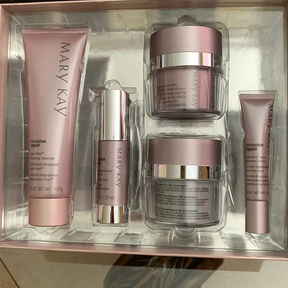 Mary Kay time wise repair set